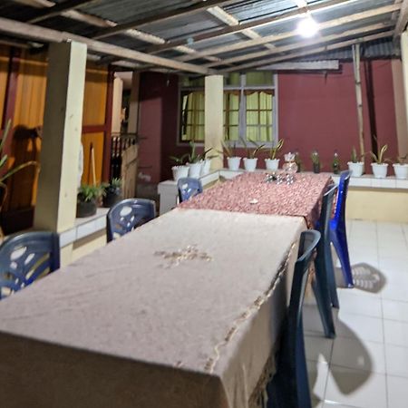 Bunaken Guesthouse Eksteriør billede