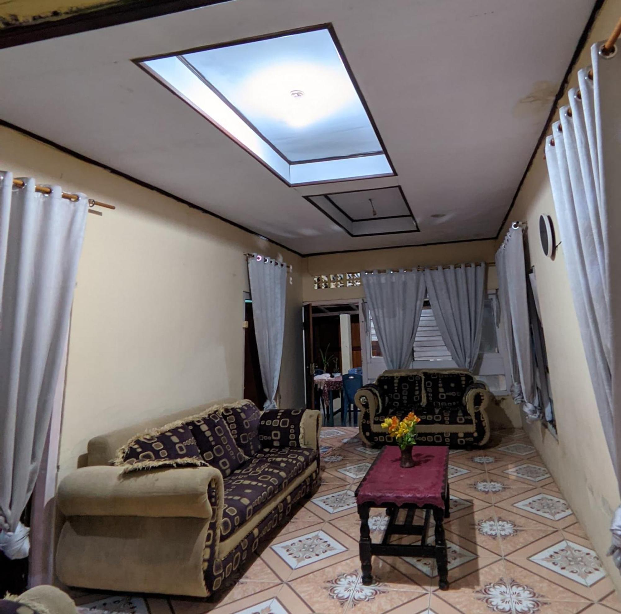 Bunaken Guesthouse Eksteriør billede
